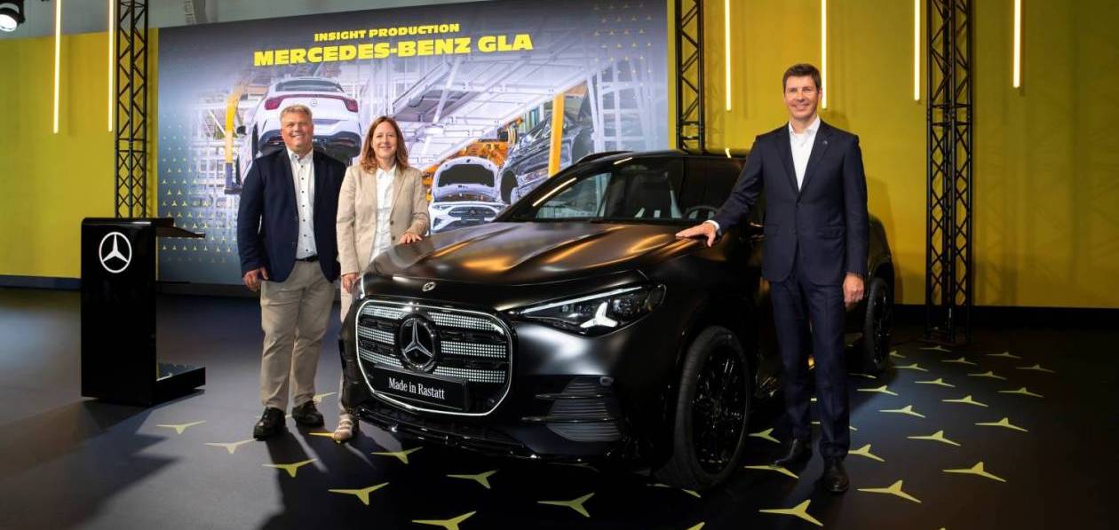 Новый Mercedes GLA встал на конвейер