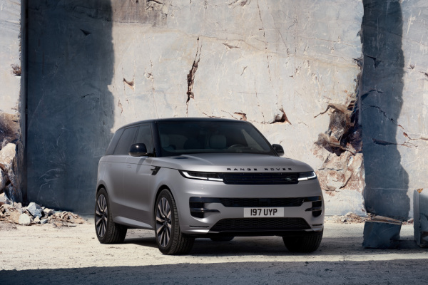 Электрический Range Rover Sport стал доступен для заказа