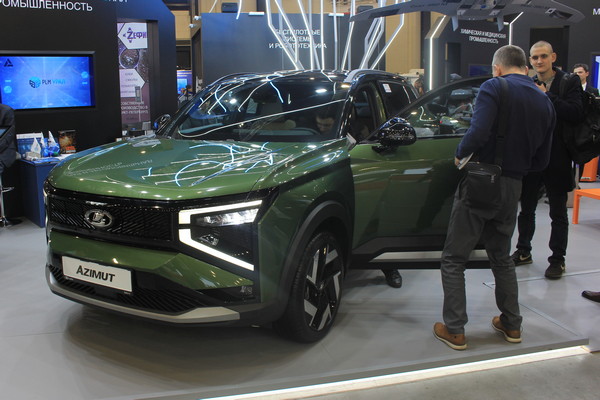 Садимся за руль Lada Azimut: первое знакомство