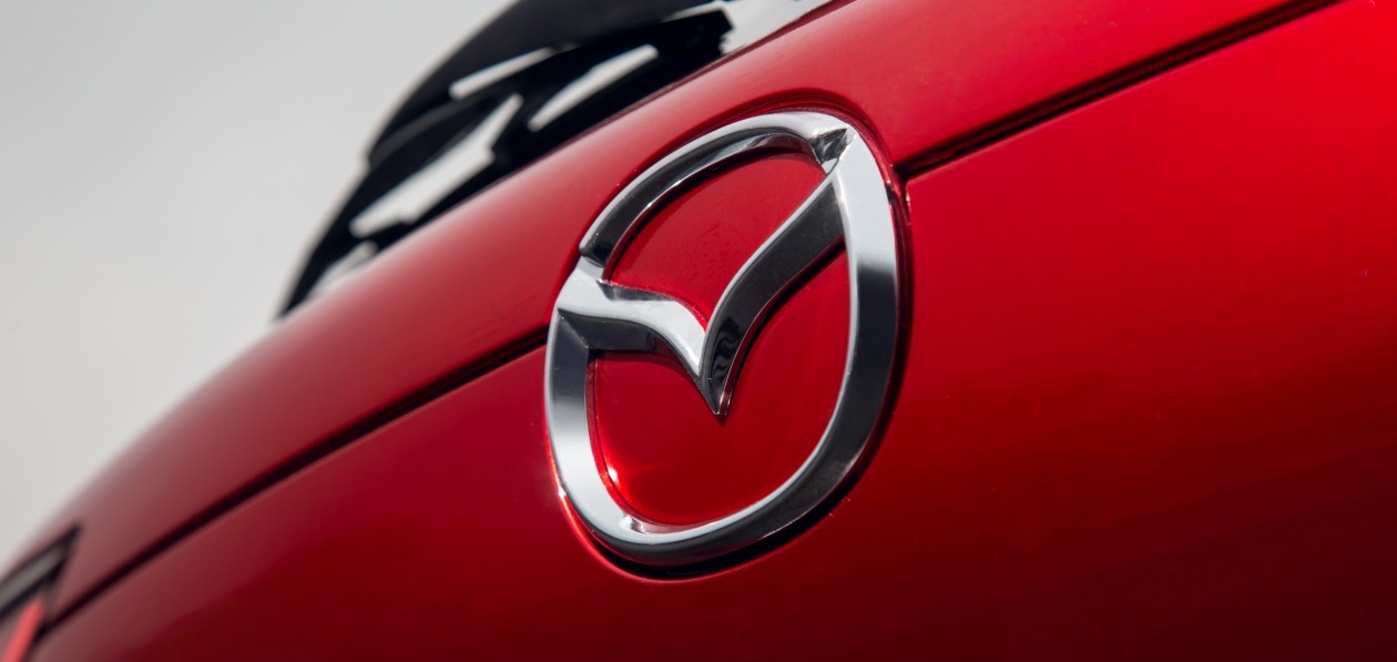 Mazda 3 лишилась необычного двигателя Skyactiv-X