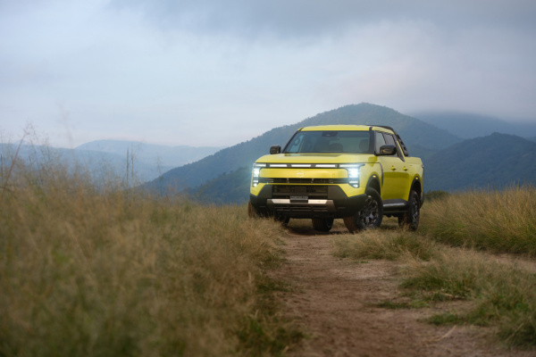 Nissan впервые выводит на мировой рынок пикап из Китая