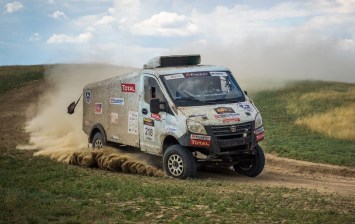 Total поддержит команду ГАЗ на Шелковом пути 2016