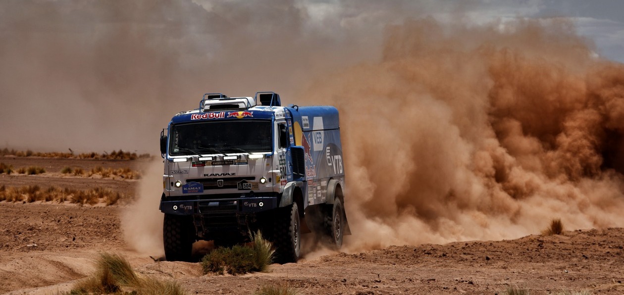 Гоночные «Камазы» будут оснащаться шинами Continental