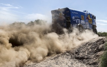 Гоночные «Камазы» поедут «покорять» Крым