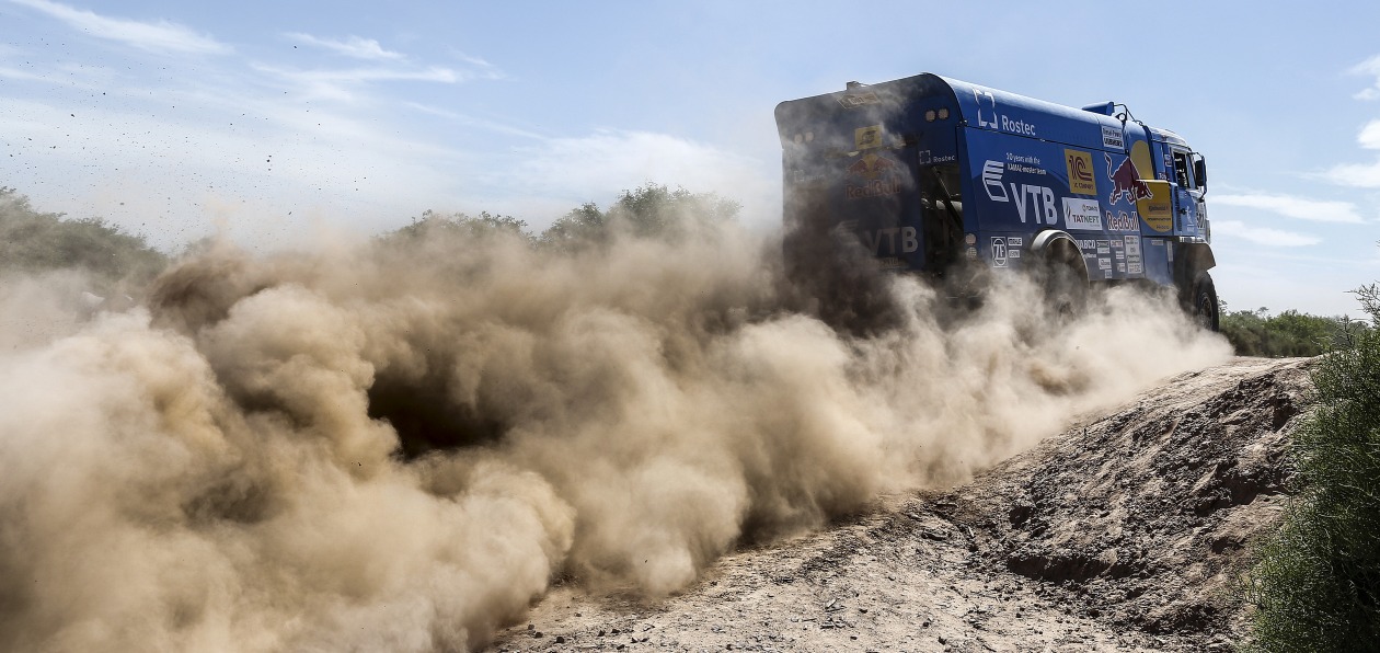 Гоночные «Камазы» поедут «покорять» Крым