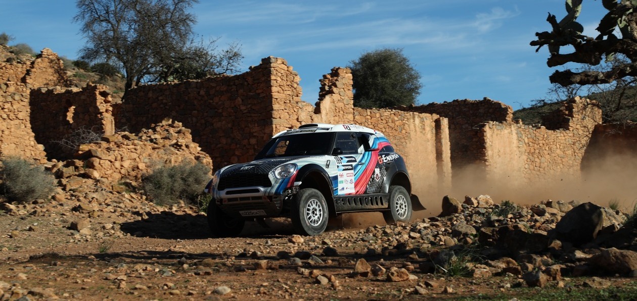 Васильев и Жильцов выступят на Africa Eco Race 2018
