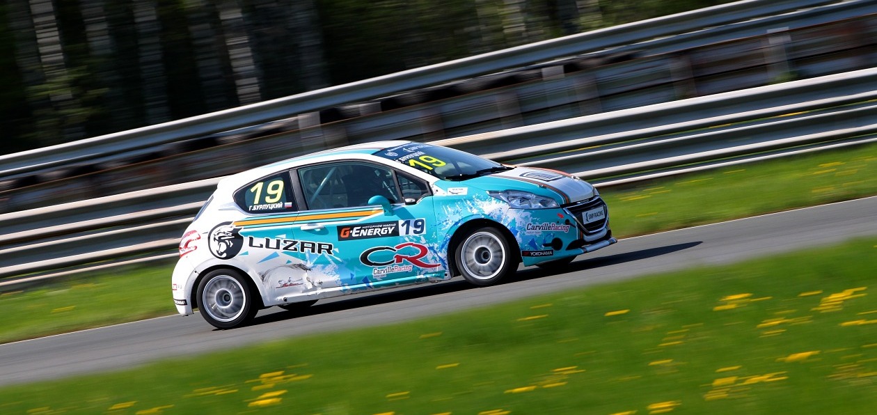 Команда Carville Racing поедет на маслах Ravenol