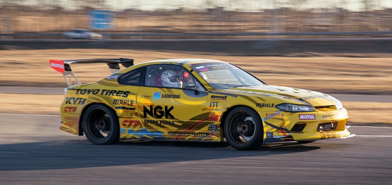 KYB стала спонсором чемпиона России по дрифту