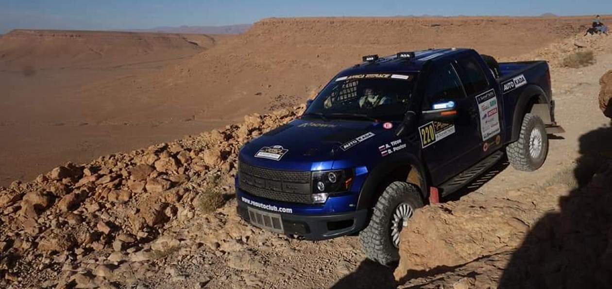 Россияне рвутся к победе в классе «T2» на Africa Eco Race 2020
