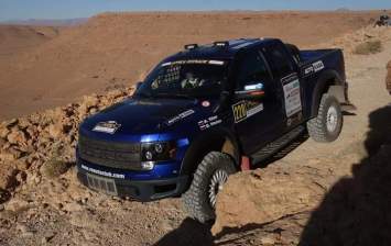 Россияне рвутся к победе в классе «T2» на Africa Eco Race 2020