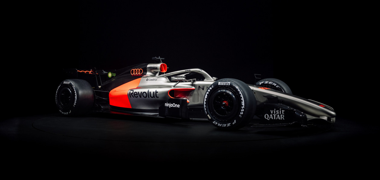 Audi представила заводскую команду «Формулы-1»