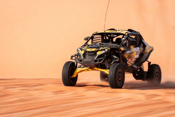 Российский пилот стал победителем международного ралли-рейда