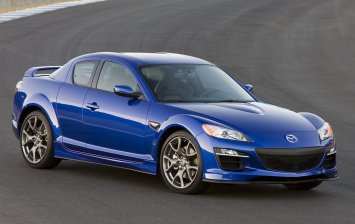 Mazda отзывает в России RX-8 и BT-50