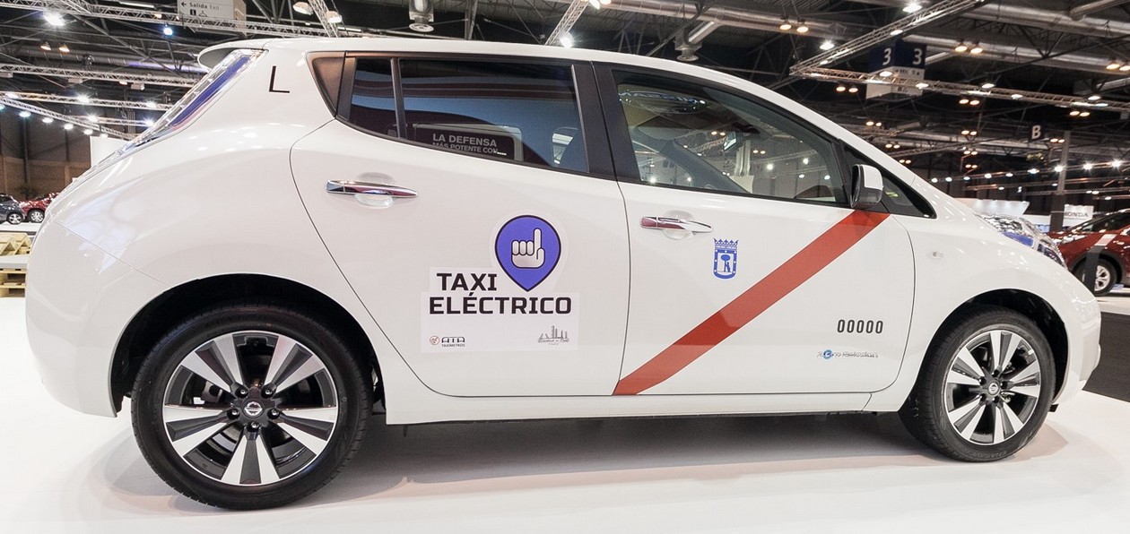 Nissan электрифицирует мадридское такси