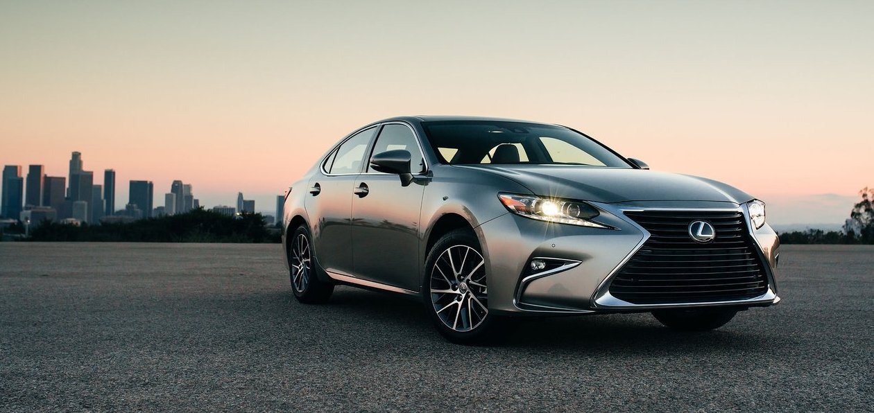 В России отзывают без малого 1200 автомобилей Lexus