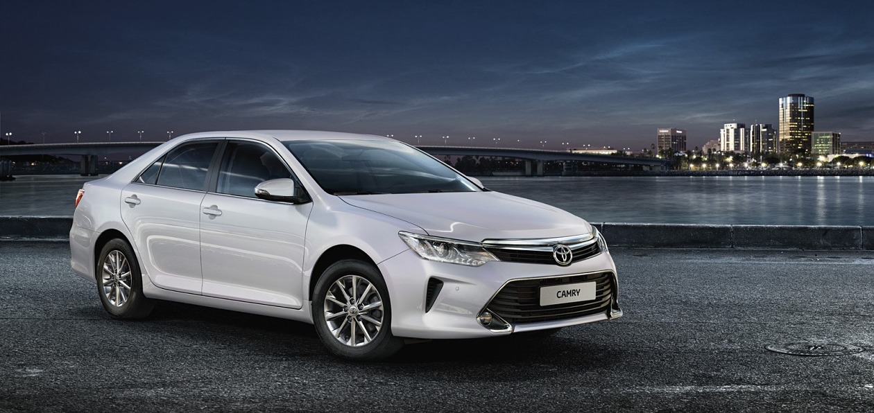 Toyota Camry попала под отзыв в России