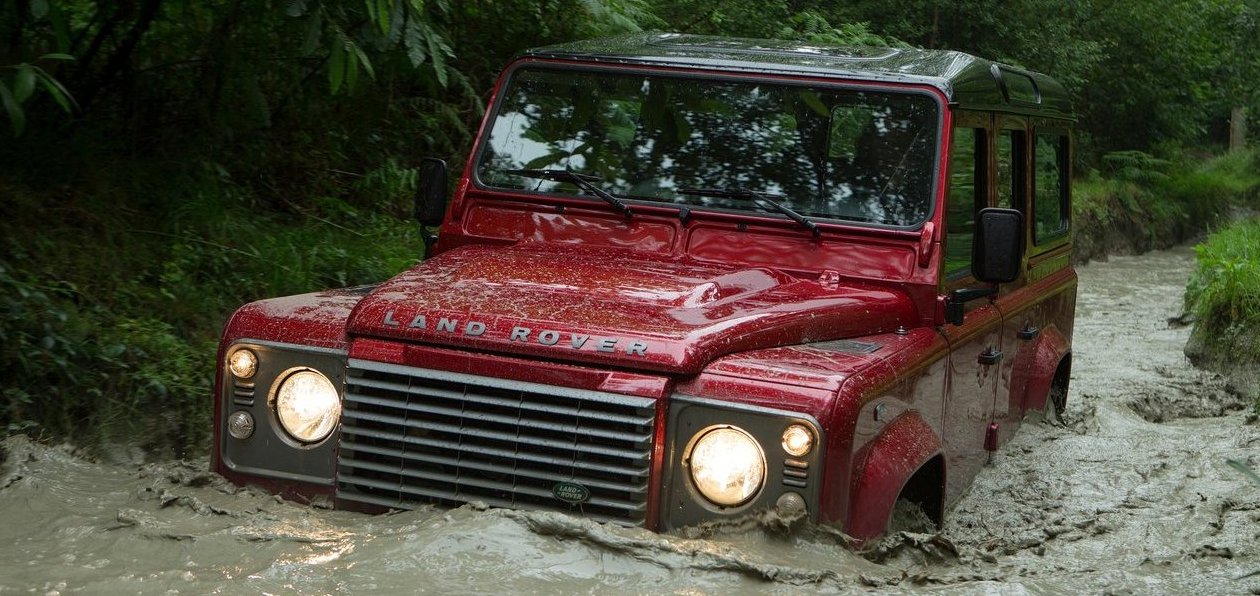В Land Rover хотят защитить права на Defender