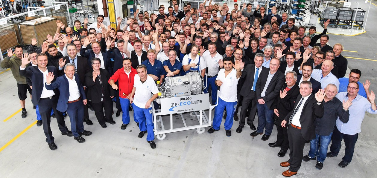 Выпущено 100 000 коробок передач  ZF EcoLife