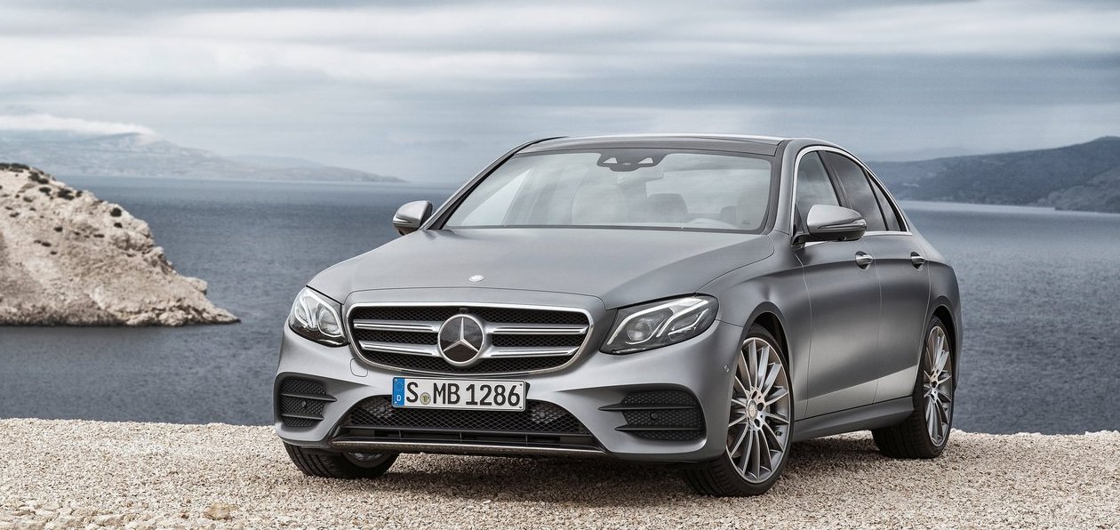Российский завод Mercedes заработает в 2019 году