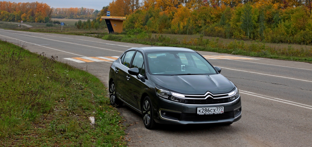 Citroen отзывает в России C4 Sedan