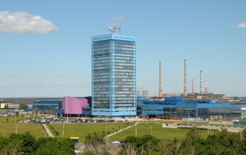 АвтоВАЗ повысит зарплату сотрудникам