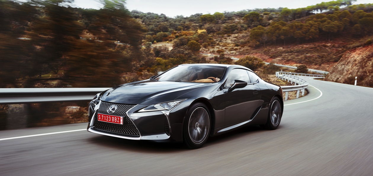 Покупателям Lexus LC 500 стал доступен сервисный контракт