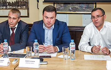 Bедущие дилеры о ситуации на рынке
