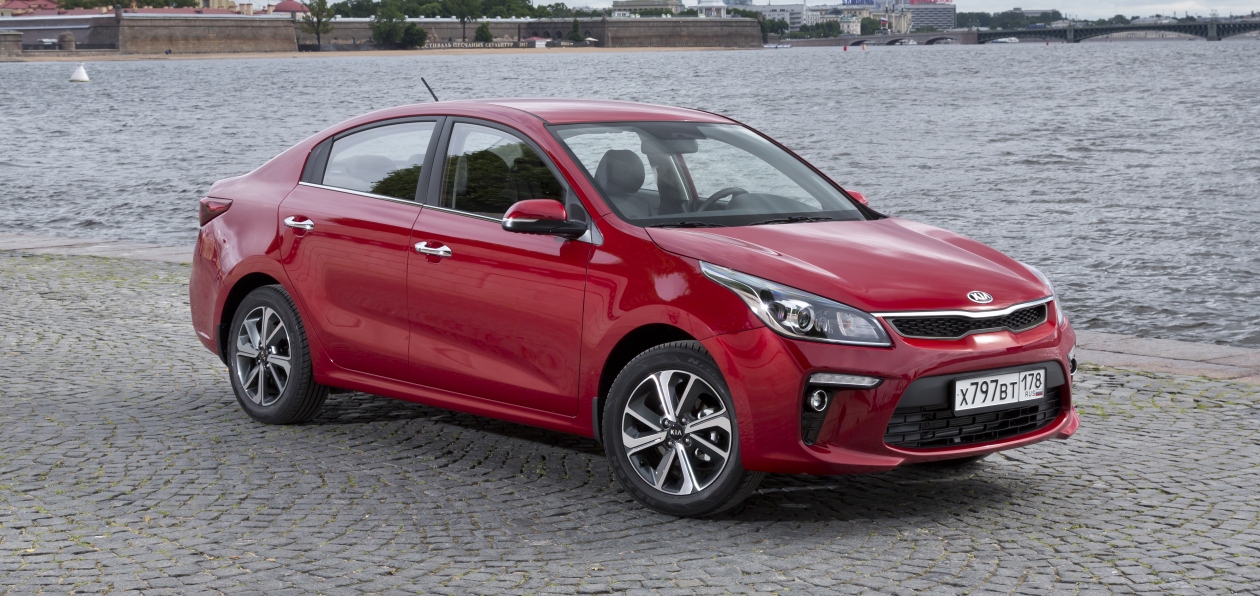 Kia не успевает оформлять заказы на Rio