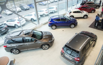 Петербургский авторынок растет быстрее российского