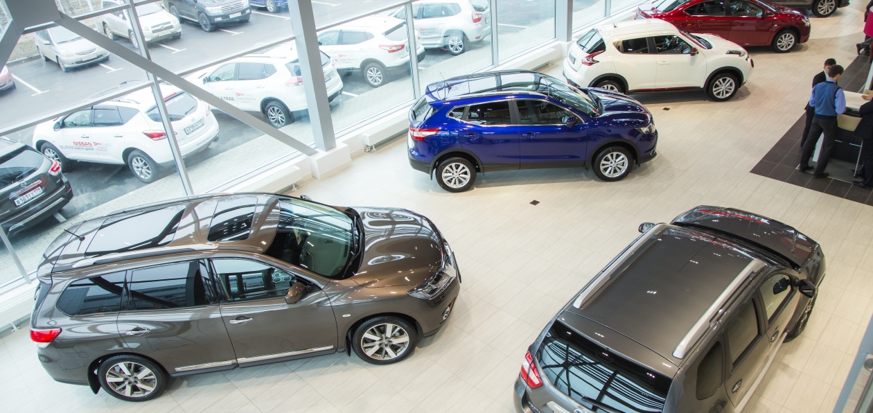 Петербургский авторынок растет быстрее российского