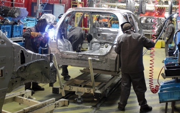 Автозаводы Петербурга превзойдут показатели 2015 года
