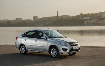 АвтоВАЗ «скинул» цены на ряд моделей Lada