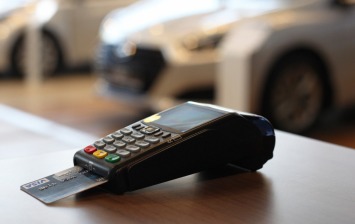 Рекордсмены и аутсайдеры продаж 2017: кто и почему оказался на своих местах