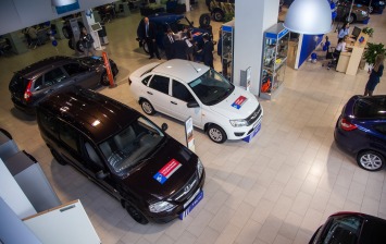 Продажи новых авто в России продолжают расти