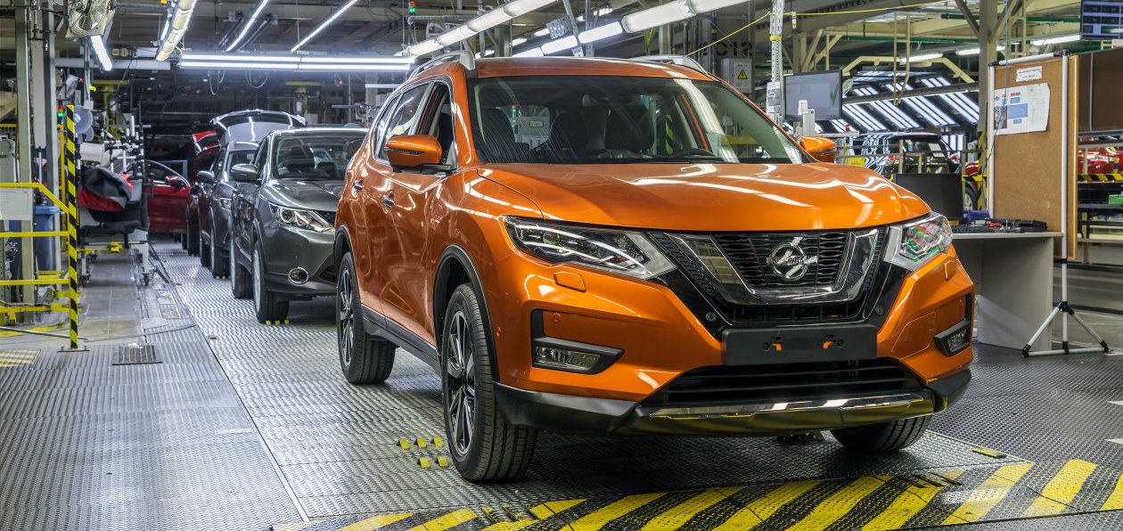 Завод Nissan в Петербурге уходит на каникулы