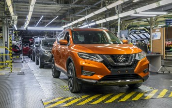 Завод Nissan в Петербурге уходит на каникулы
