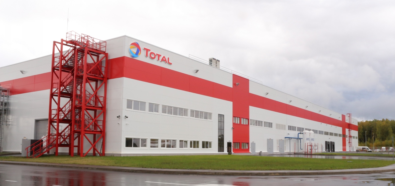 «Наша задача стать первыми в РФ»: Total открыл завод в Калужской области