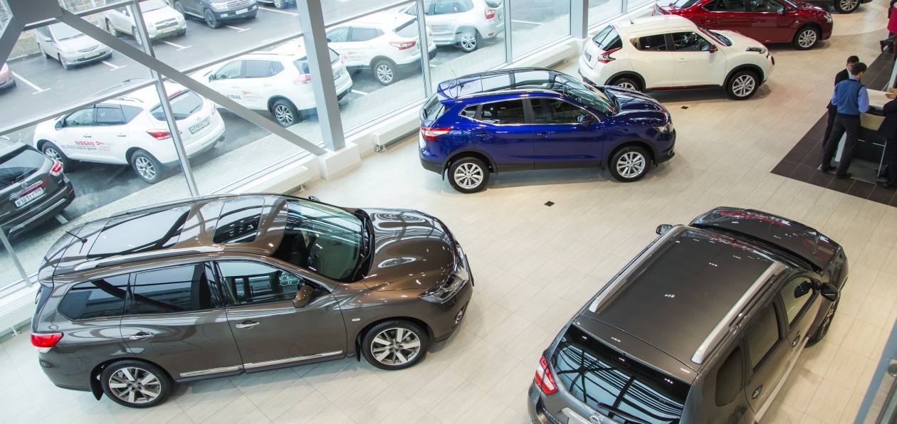 В Петербурге снижаются темпы роста продаж новых автомобилей