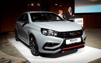 Lada Vesta останется без автомата и спортивного универсала