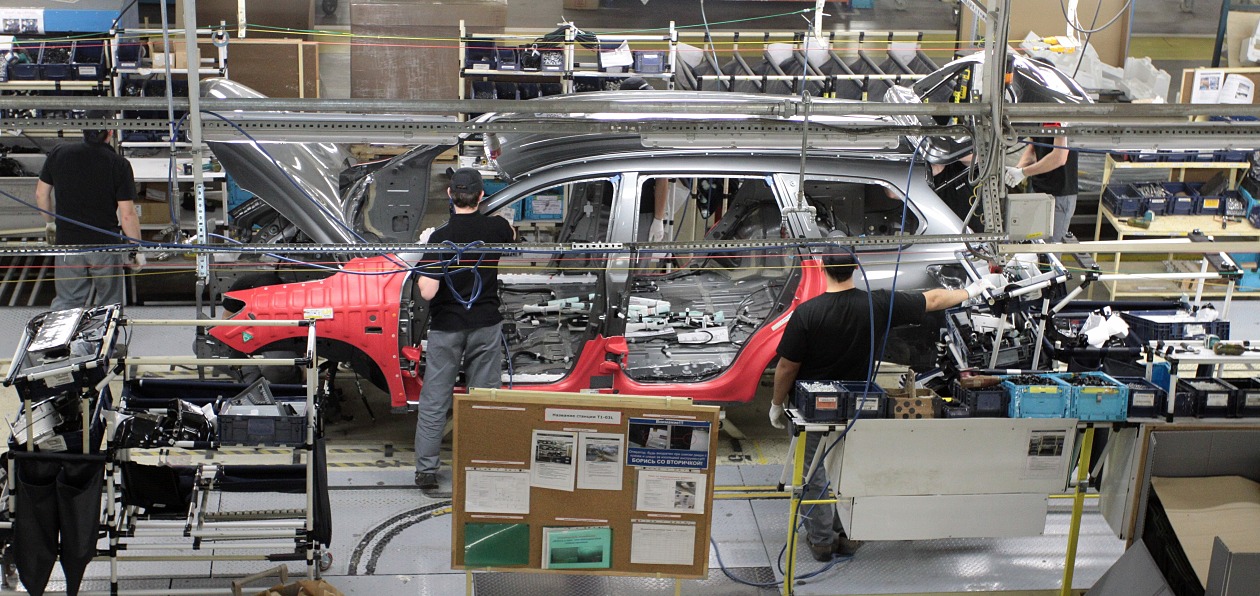 Петербургский автопром показал лучший результат с 2014 года