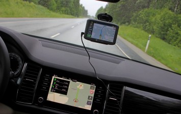 Автомобилистов хотят штрафовать за использование гаджетов за рулем