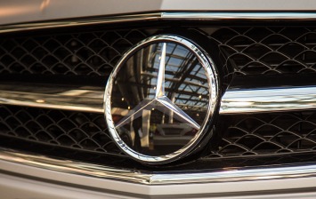 Mercedes и Bosch обвиняются в фальсификации экотестов