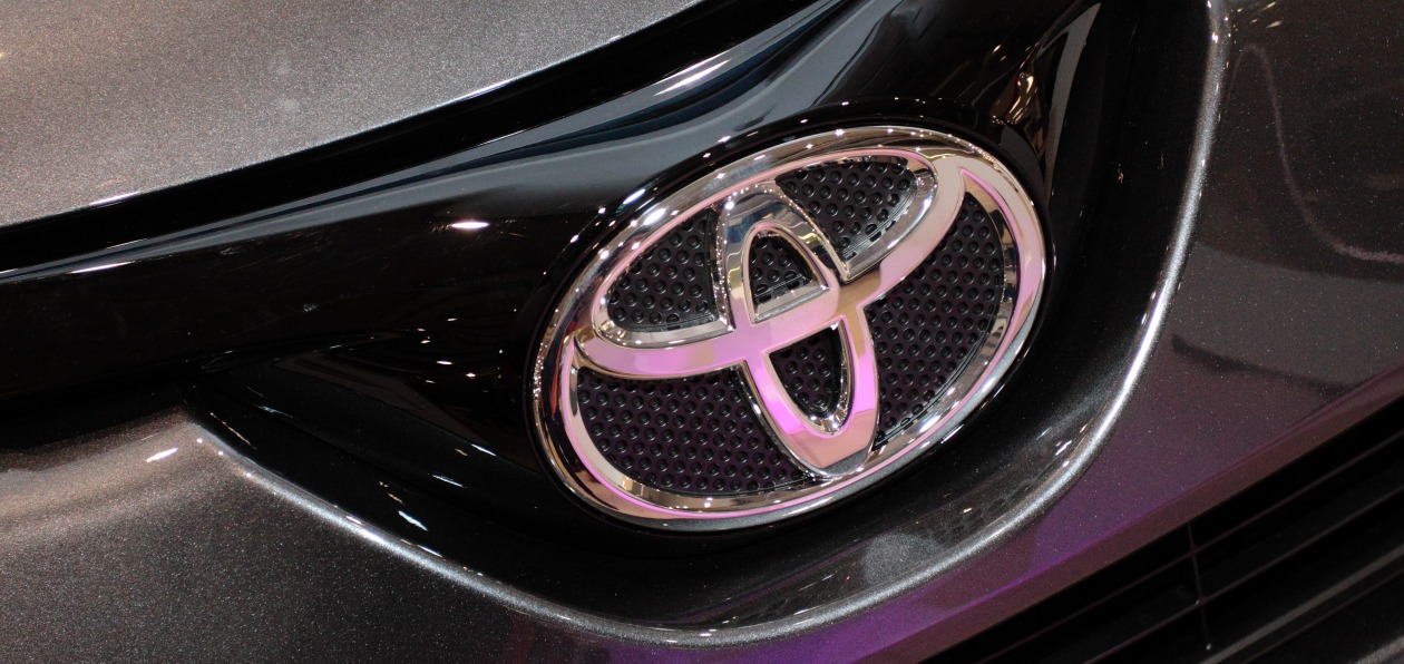 Более 84 тысяч автомобилей Toyota и Lexus попали под отзыв в России