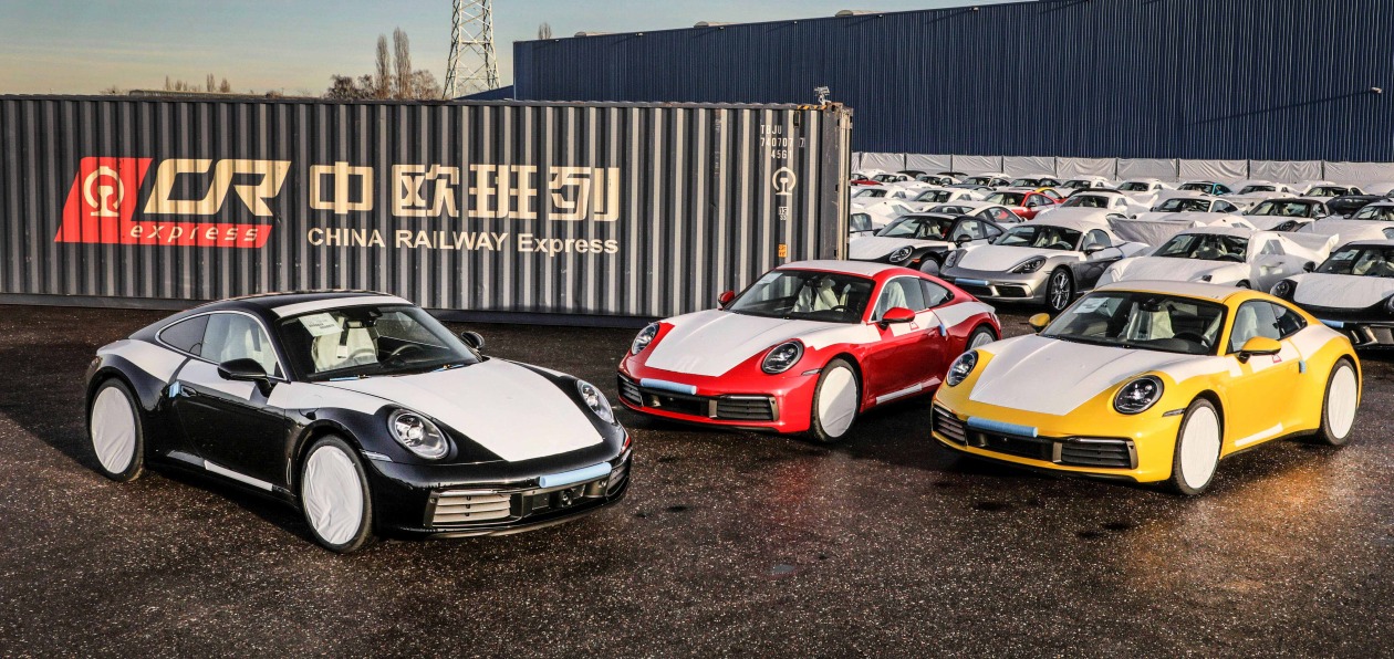Автомобили Porsche поедут в Китай по новому Шелковому пути