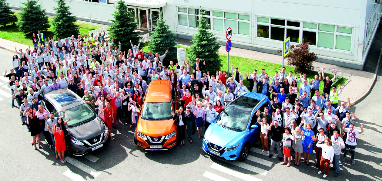 Nissan отмечает десятилетие завода в Петербурге