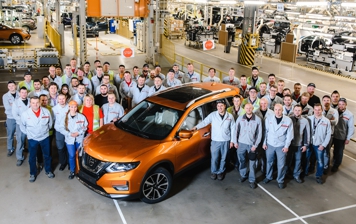 Nissan отмечает десятилетие завода в Петербурге
