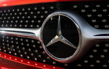 Российский завод Mercedes перейдет на работу в две смены