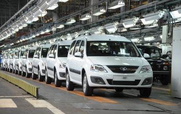 АвтоВАЗ снижает скорость конвейера