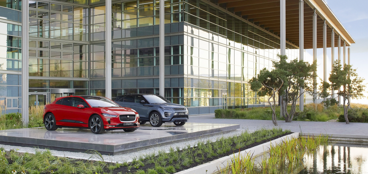 Jaguar Land Rover открыл новый производственный центр в Великобритании