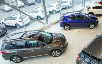 Больше половины новых автомобилей в Петербурге продаются по схеме Trade-in